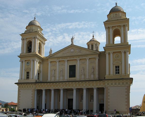 598px Duomo San Maurizio 2